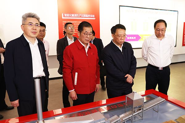 2023年10月17日，江苏省委常委、政法委书记刘建洋调研乐鱼